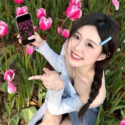 俏皮女学生